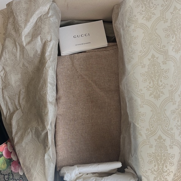 🌺🌺🌺GUCCI BLOOM SLIDES GENTLY WORN - Picture 7 of 7